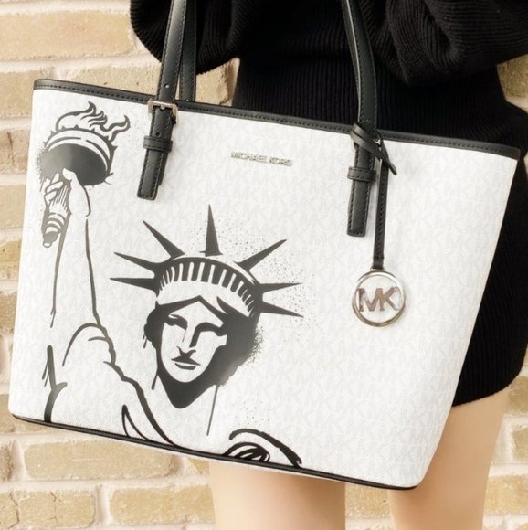 Michael Kors Handbags - MK LIMITED EDITION NYC Liberty tote nwt